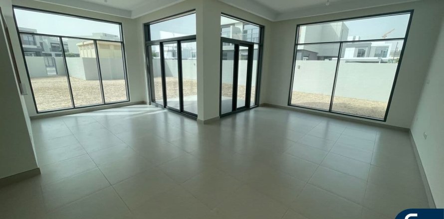 Villa itt: Dubai South (Dubai World Central), EAE, 5 hálószoba, 602 m², azonosító: 668074