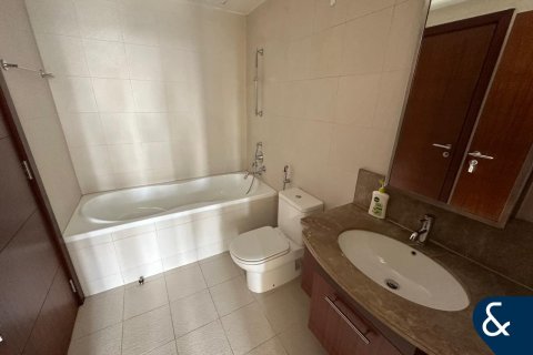 Apartament de închiriat în Downtown Dubai (Downtown Burj Dubai), Dubai, EAU 2 dormitoare, 109 mp. №668076 - poză 9
