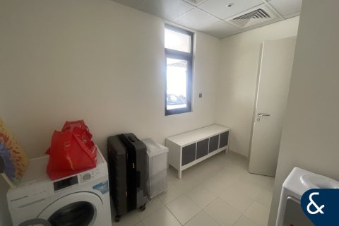 Villa sa DAMAC Hills (Akoya by DAMAC), Dubai, UAE 3 silid-tulugan, 175 sq.m. № 668075 - larawan 7