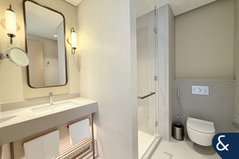דירה להשכרה ב Downtown Dubai (Downtown Burj Dubai), Dubai, איחוד האמירויות  3 חדרי שינה, 157 מ"ר, מספר 668050 - תמונה 28
