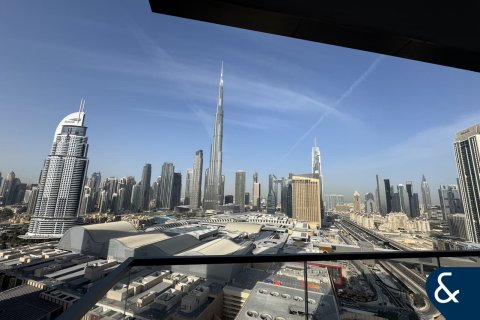 דירה להשכרה ב Downtown Dubai (Downtown Burj Dubai), Dubai, איחוד האמירויות  3 חדרי שינה, 157 מ"ר, מספר 668050 - תמונה 2