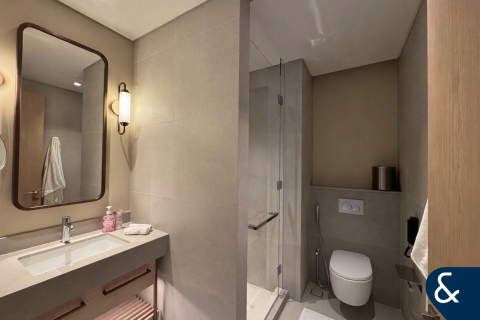 דירה להשכרה ב Downtown Dubai (Downtown Burj Dubai), Dubai, איחוד האמירויות  3 חדרי שינה, 157 מ"ר, מספר 668050 - תמונה 22