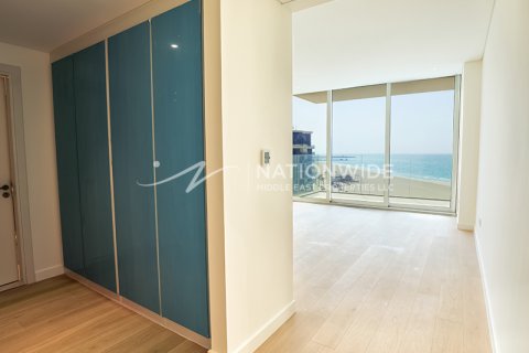 Apartment in Abu Dhabi, UAE 3 bedrooms, 291 sq.m. № 656940 - photo 3