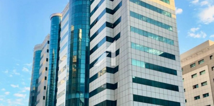 Ufficio a Dubai, EAU 91.8 mq. № 634350
