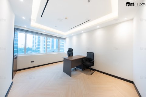 Office in Dubai, UAE 151.1 sq.m. № 679730 - photo 12