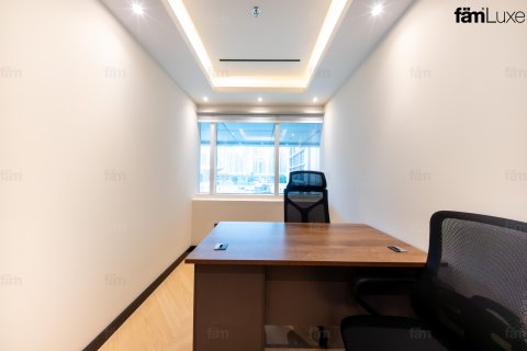 Office in Dubai, UAE 151.1 sq.m. № 679730 - photo 9