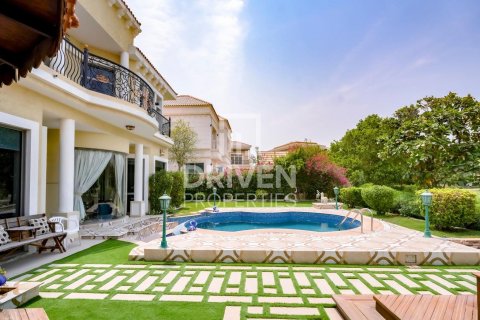 Vila u The Villa, Dubai, UAE 5 spavaćih soba, 833 m2 Br. 654152 - fotografija 28