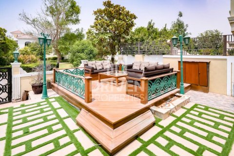 Vila u The Villa, Dubai, UAE 5 spavaćih soba, 833 m2 Br. 654152 - fotografija 27