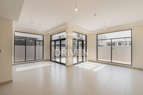 Huvila Dubai South (Dubai World Central), Dubai, Arabiemiraatit 4 makuuhuonetta, 307 m2 № 654148 - kuva 2