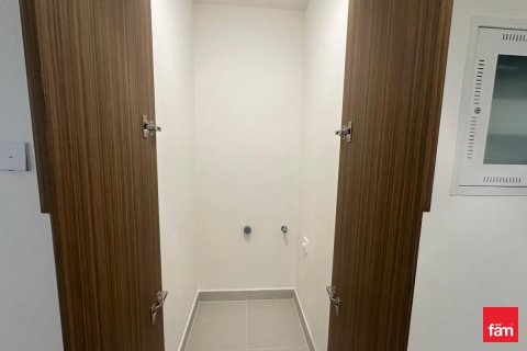 Пәтер Дубай, БАӘ-да 2 жатын бөлмелер, 98.1 м² № 706038 - фото 7