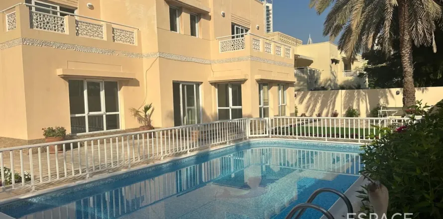 Willa w Meadows, Dubai, ZEA 6 sypialnie, 457 mkw. nr 661152