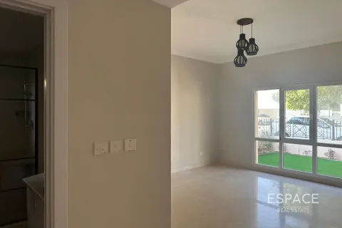 Willa do wynajęcia w Meadows, Dubai, ZEA 6 sypialnie, 457 mkw., nr 661152 - zdjęcie 5