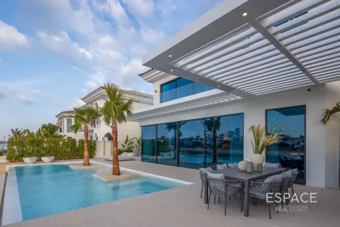 Vila v Palm Jumeirah, Dubai, SAE 5 spální, 492 m2 č. 661147 - Fotografia 15