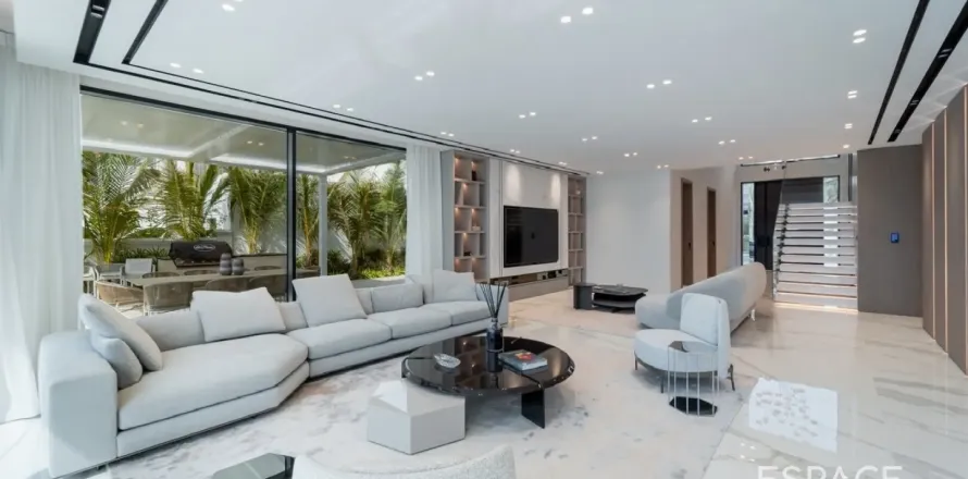 Vila v Palm Jumeirah, Dubai, SAE 5 spální, 492 m2 č. 661147