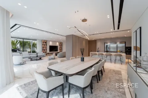 Vila v Palm Jumeirah, Dubai, SAE 5 spální, 492 m2 č. 661147 - Fotografia 4