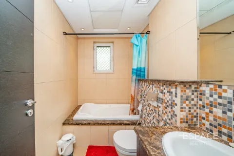 Vilë në Jumeirah Park, Dubai, Emiratet e Bashkuara Arabe 3 dhoma gjumi, 337 m2. № 661153 - Foto 9