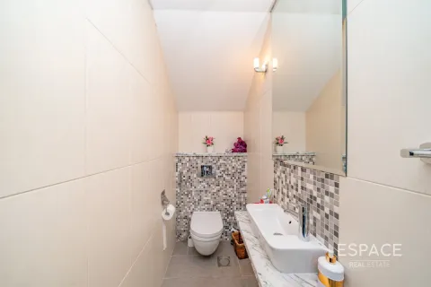 Vilë në Jumeirah Park, Dubai, Emiratet e Bashkuara Arabe 3 dhoma gjumi, 337 m2. № 661153 - Foto 8