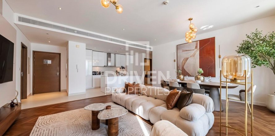 Appartement à City Walk, Dubai, EAU: 2 chambres, 174.38 m2 № 744496