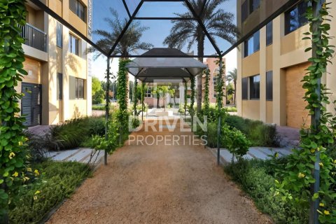 Dubai Investment Park, Dubai, BAE’de satılık bina 1005.68 m&sup2; No 744491 - fotoğraf 19