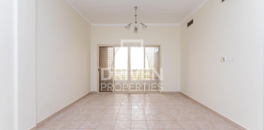 Dubai Investment Park, Dubai, BAE’de bina 1005.68 m&sup2; No 744491