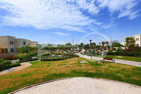 خانه شهری برای فروش در  Al Ghadeer، Abu Dhabi، امارات متحده عربی  2 خوابه ، 184.9 متر مربع ، شماره 715478 - تصویر 3