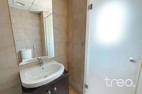 Villa Jumeirah Village Triangle, Dubaijā, AAE 2 istabas, 250 m2 Nr. 733170 - attēls 11