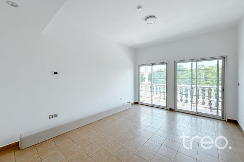 Villa Jumeirah Village Triangle, Dubaijā, AAE 2 istabas, 250 m2 Nr. 733170 - attēls 10