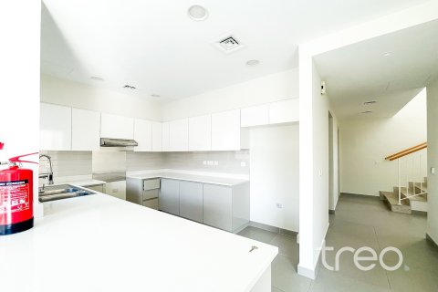 Σπίτι σε Dubai Hills Estate, ΗΑΕ 4 υπνοδωμάτια, 228.63 τ.μ. Αρ. 733168 - φωτογραφία 5