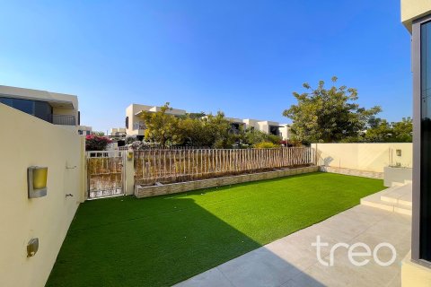 Σπίτι σε Dubai Hills Estate, ΗΑΕ 4 υπνοδωμάτια, 228.63 τ.μ. Αρ. 733168 - φωτογραφία 23