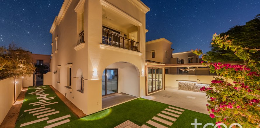 Vila u gradu Arabian Ranches 2, Dubai, UAE 3 spavaće sobe, 293.95 m2 Br. 733167