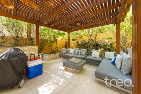 Müüa villa asukohaga Arabian Ranches, Dubai, AÜE: 3 magamistoaga, 222.97 m² Nr 733171 - pilt 19