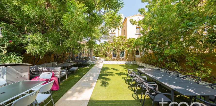 Villa asukohaga Arabian Ranches, Dubai, AÜE: 3 magamistoaga, 222.97 m² Nr 733171