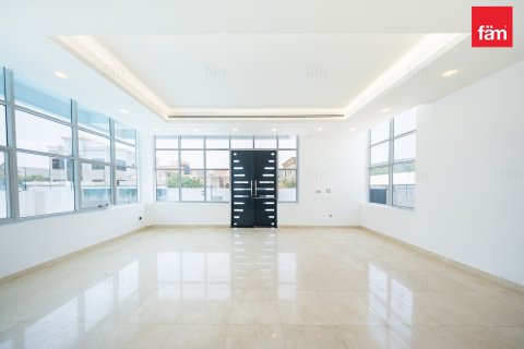 Vilë në Al Barsha, Dubai, Emiratet e Bashkuara Arabe 5 dhoma gjumi, 979.2 m2. № 726646 - Foto 12