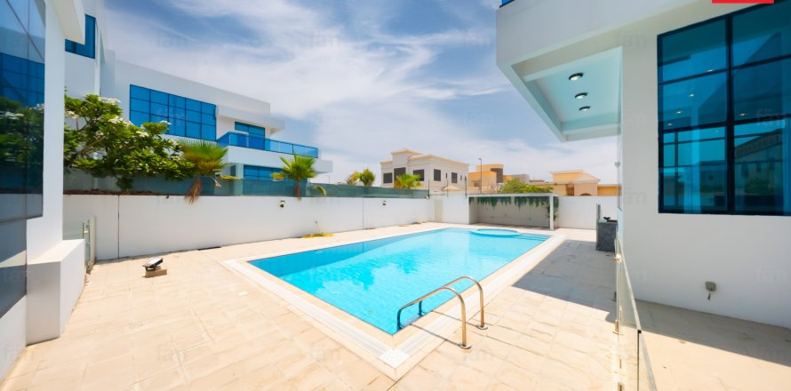 Vilë në Al Barsha, Dubai, Emiratet e Bashkuara Arabe 5 dhoma gjumi, 979.2 m2. № 726646