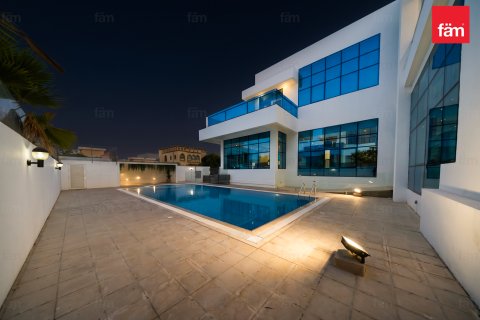Vilë në Al Barsha, Dubai, Emiratet e Bashkuara Arabe 5 dhoma gjumi, 979.2 m2. № 726646 - Foto 10