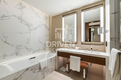 Apartment in Downtown Dubai (Downtown Burj Dubai), Dubai, UAE 2 bedrooms, 114.18 sq.m. № 744915 - photo 12