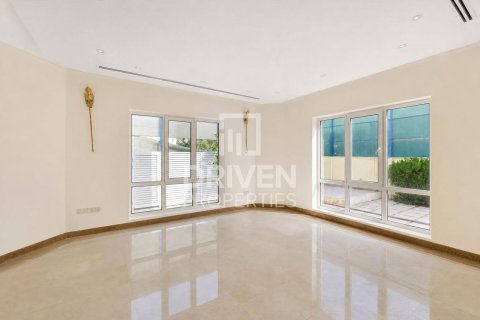 Villa in affitto a Umm Suqeim, Dubai, EAU 5 camere da letto, 1349.88 mq. № 744943 - foto 6