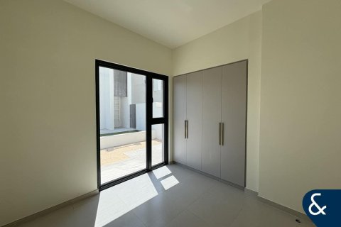 Villa til salgs i Dubai South (Dubai World Central), Dubai, Emiratene 4 soverom, 210 kvm Nr. 666442 - Foto 10