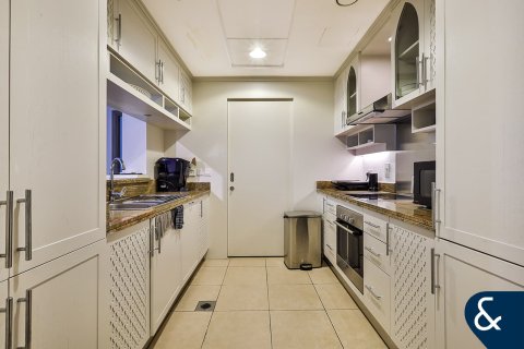 Downtown Dubai (Downtown Burj Dubai), UAE의 판매용 아파트 침실 1개, 97제곱미터 번호 666429 - 사진 4