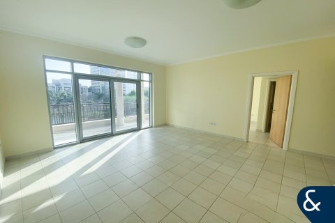 Apartman u gradu The Views, Dubai, UAE 2 spavaće sobe, 116 m2 Br. 666455 - Slika 3