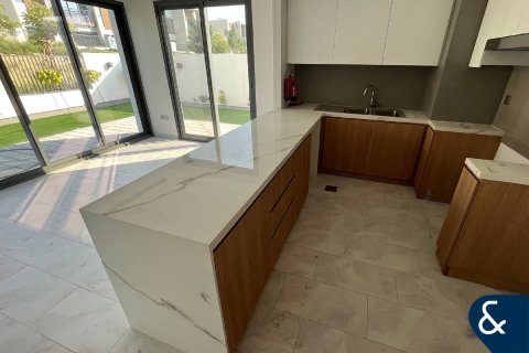 Купити віллу в Dubai Land, Дубай, ОАЕ 4 спальні, 216м2, № 666439 - фото 5