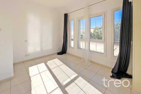 Villa para arrendamento em The Springs, Dubai, EAU 2 quartos, 270.25 m2 № 739353 - foto 8