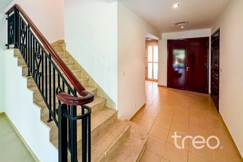 Üürile anda villa asukohaga Arabian Ranches, Dubai, AÜE: 2 magamistoaga, 175.49 m² Nr 739356 - pilt 4