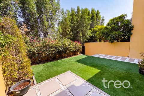 Üürile anda villa asukohaga Arabian Ranches, Dubai, AÜE: 2 magamistoaga, 175.49 m² Nr 739356 - pilt 17