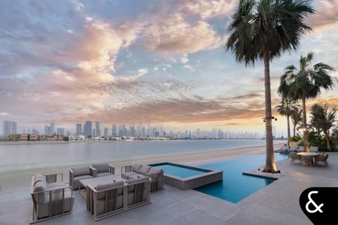 Villa asukohaga Palm Jumeirah, Dubai, AÜE: 6 magamistoaga, 1486 m² Nr 697968
