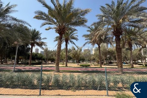 Casa urbana para venda em Jumeirah Village Circle, Dubai, EAU 4 quartos, 285 m2 № 697963 - foto 16