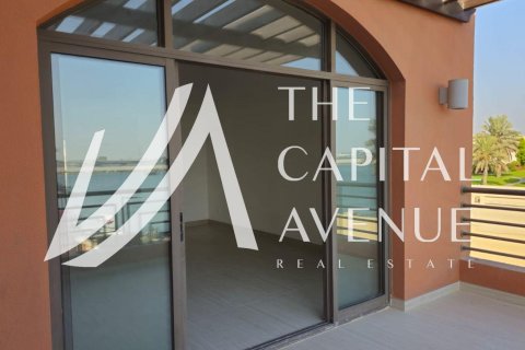 Villa à louer à Abu Dhabi, EAU 5 chambres, 528 m2 № 652775 - photo 5