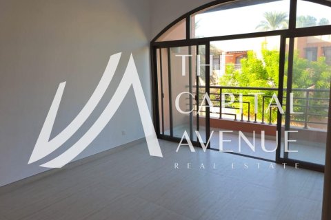 Villa à louer à Abu Dhabi, EAU 5 chambres, 528 m2 № 652775 - photo 16