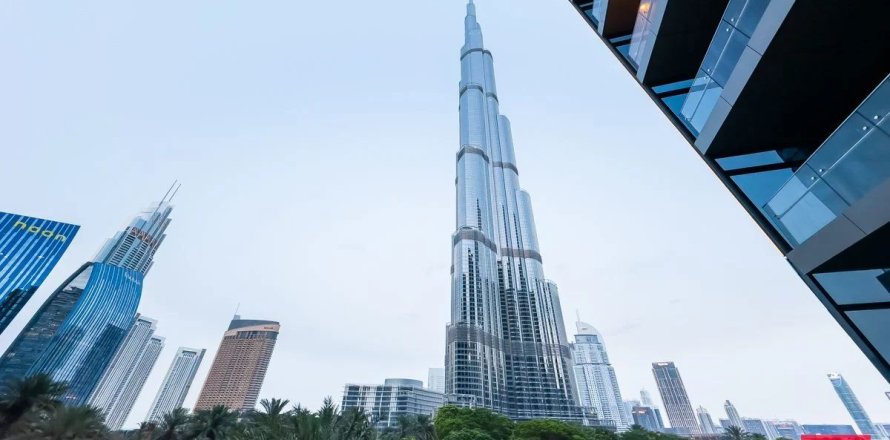 Apartment in Dubai, UAE 2 bedrooms, 124 sq.m. № 695034