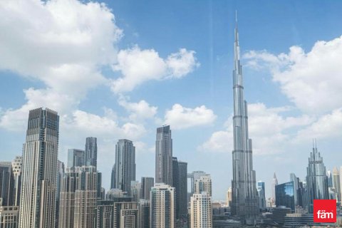 Lägenhet till försäljning i Downtown Dubai (Downtown Burj Dubai), Dubai, UAE 2 sovrum, 138.5 kvm Nr. 659235 - fotografi 1